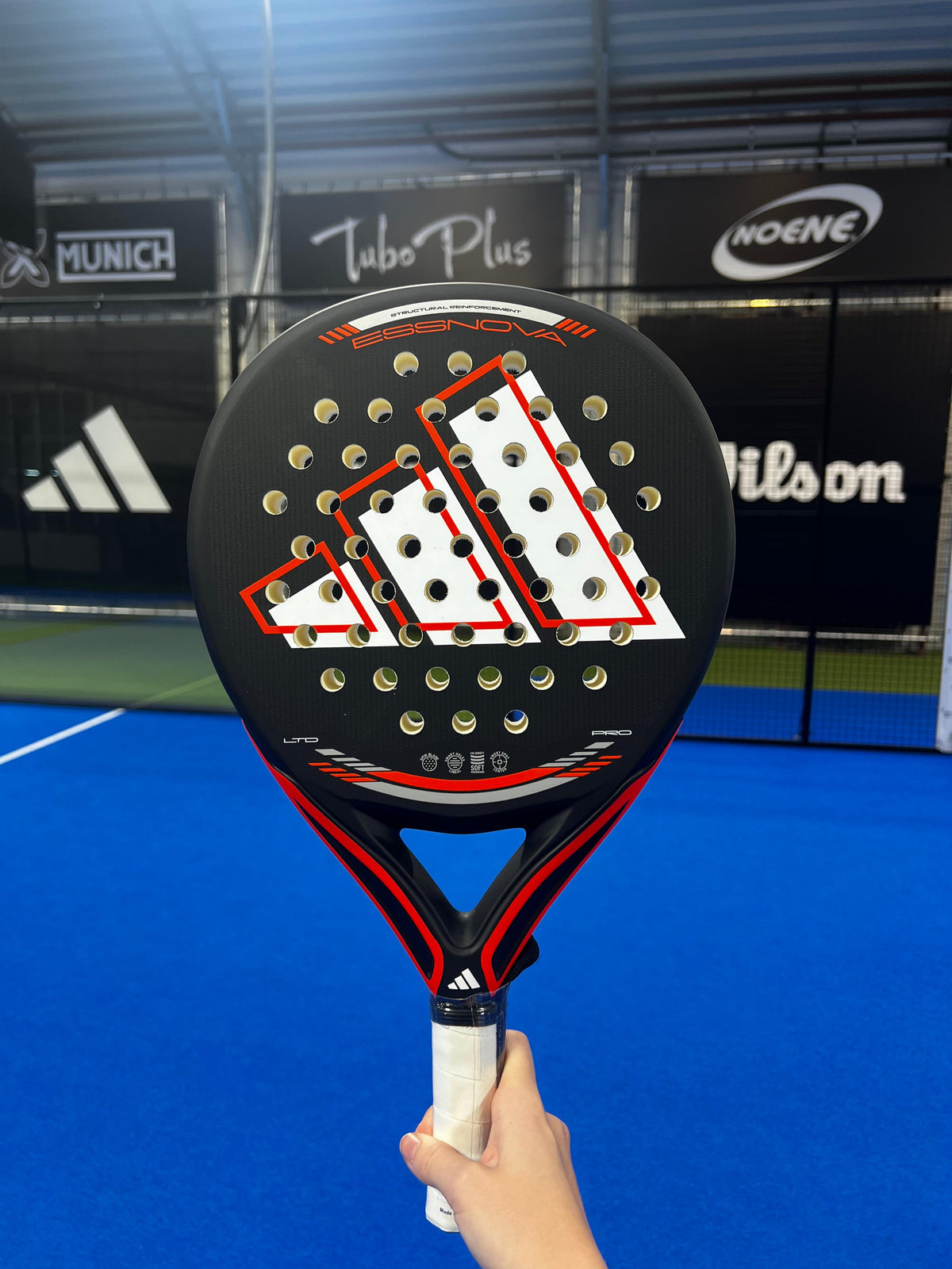 Adidas Essnova LTD Pro